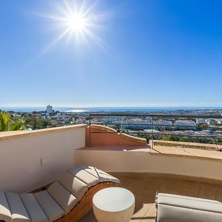Magna 3 Bed With Spectacular Views アパート